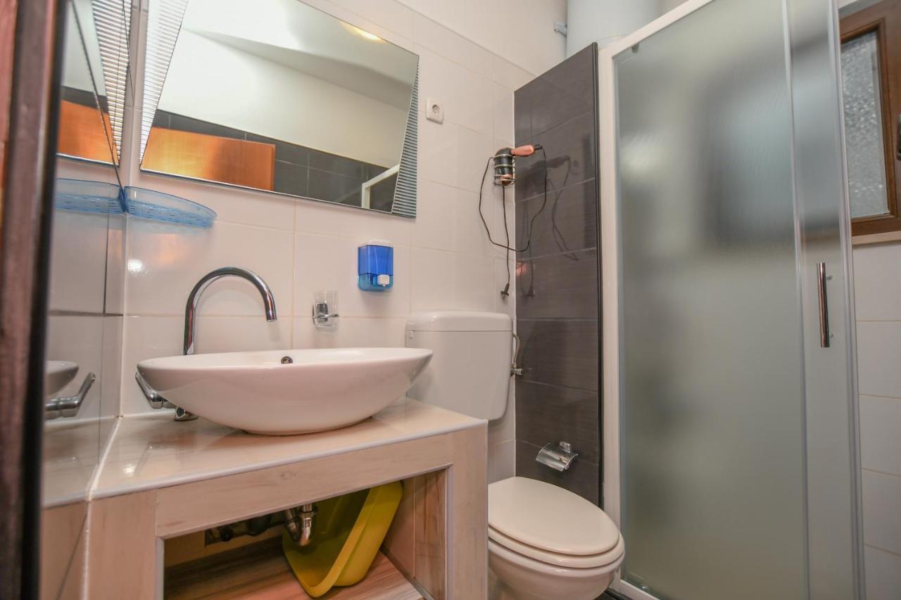 פורץ Apartment Camelia מראה חיצוני תמונה