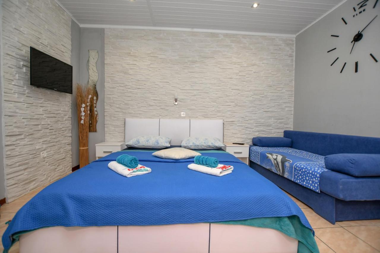פורץ Apartment Camelia מראה חיצוני תמונה