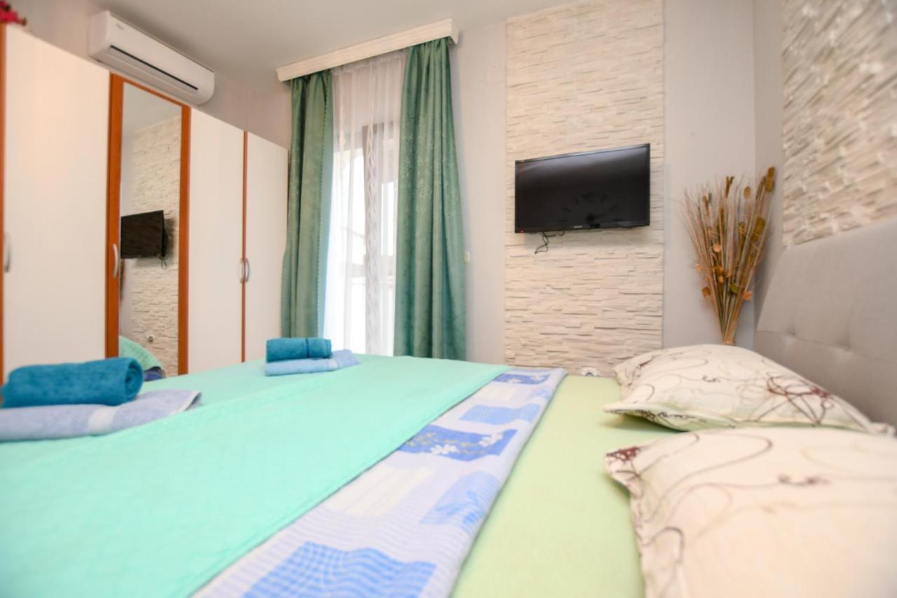 פורץ Apartment Camelia מראה חיצוני תמונה