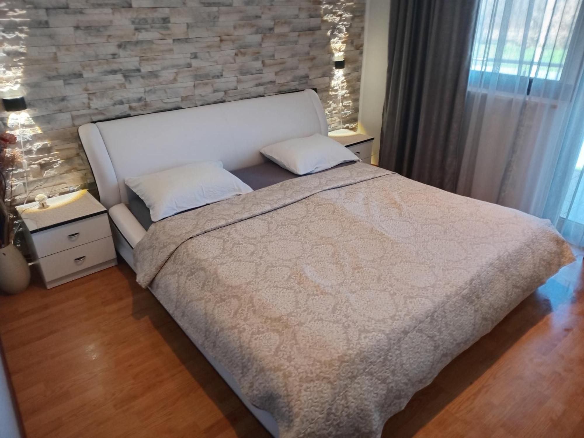 פורץ Apartment Camelia מראה חיצוני תמונה